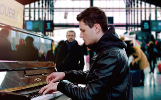 『パリに見出されたピアニスト』